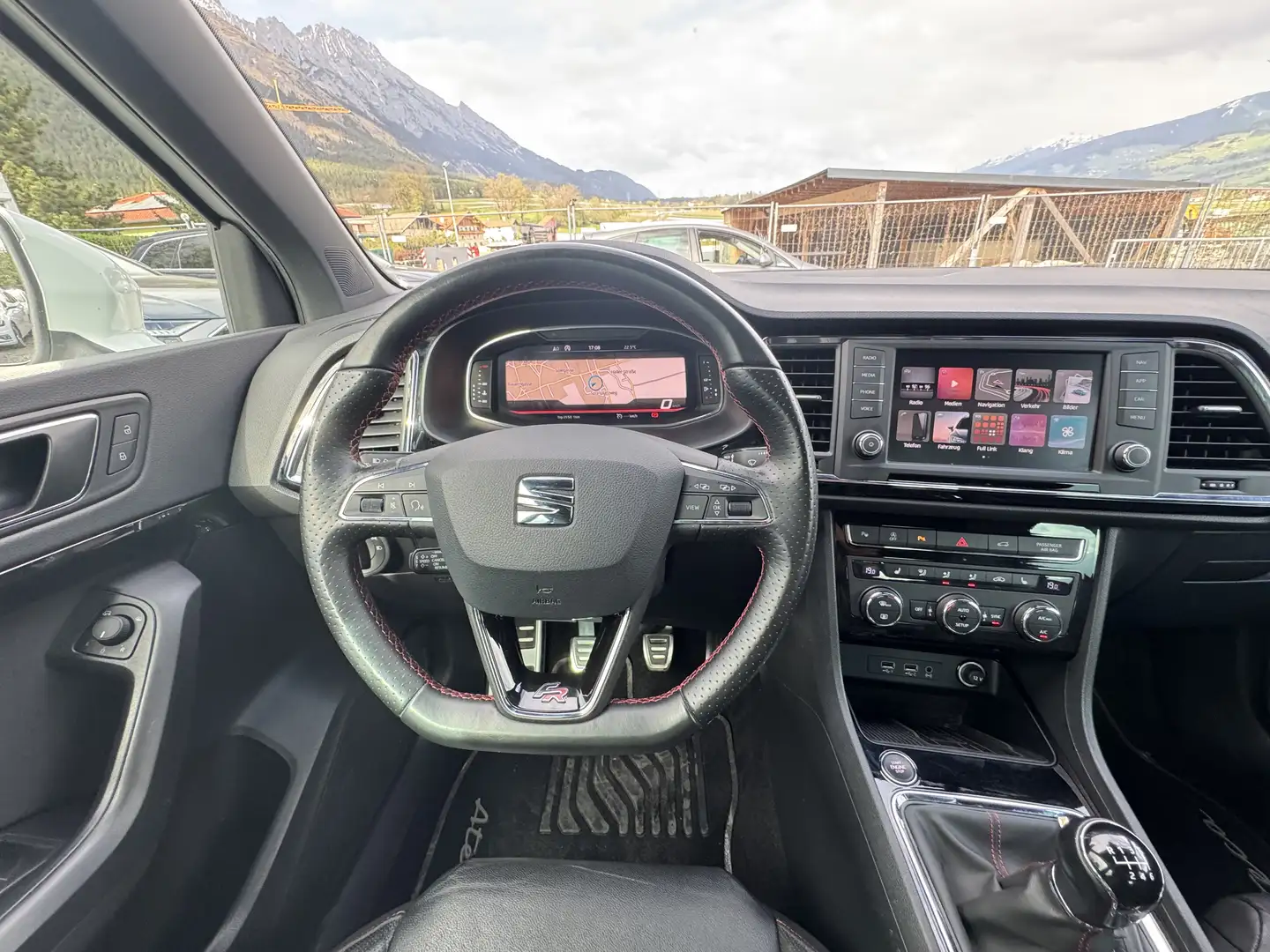 SEAT Ateca FR Weiß - 2