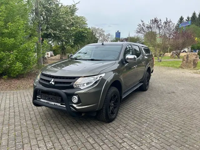 Mitsubishi L200 Diamant Edition Doppelkabine 4WD
