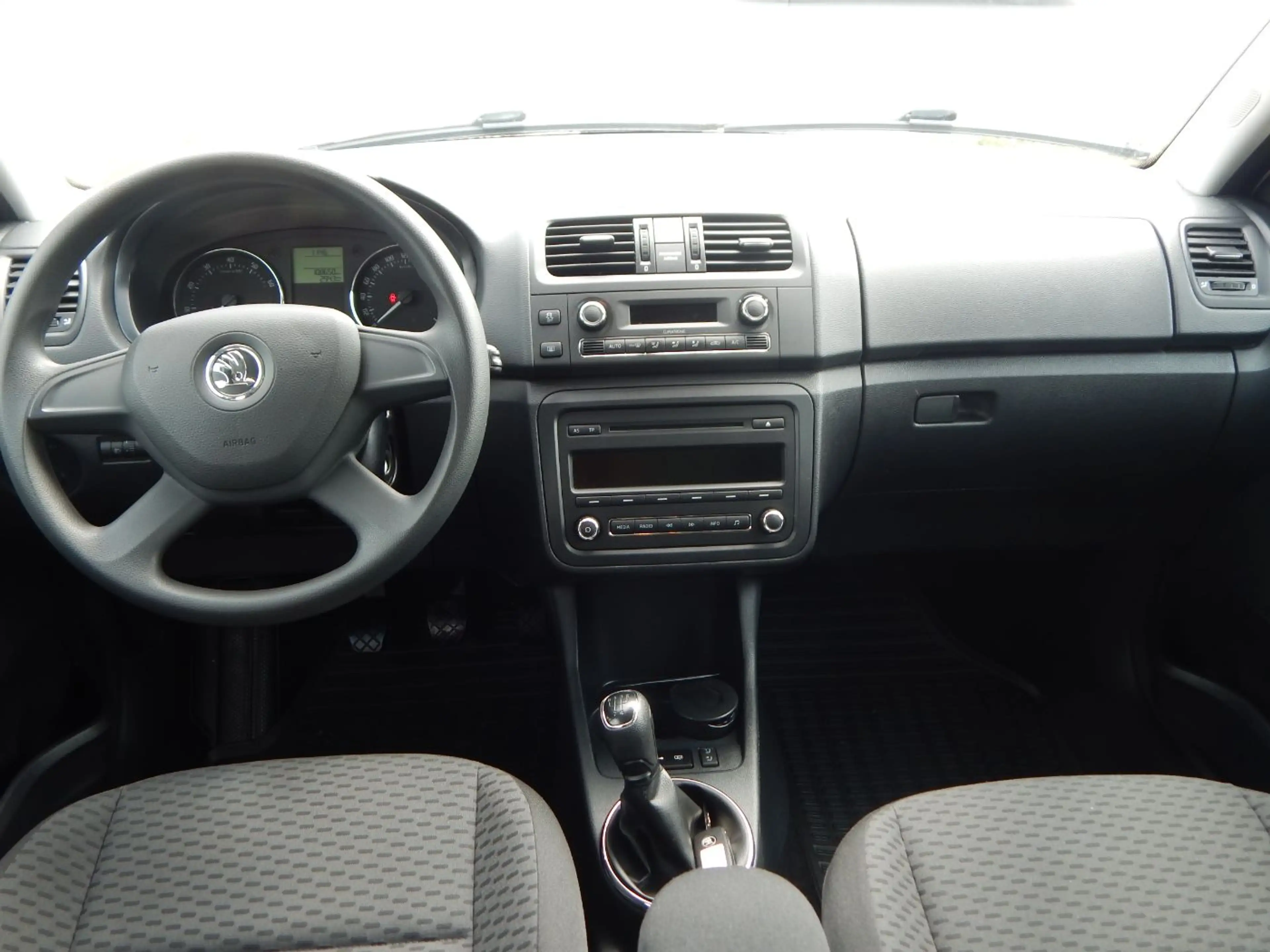 Skoda Roomster 1.2 TSI Ambition Plus Edition SHZ+PDC — photo 10