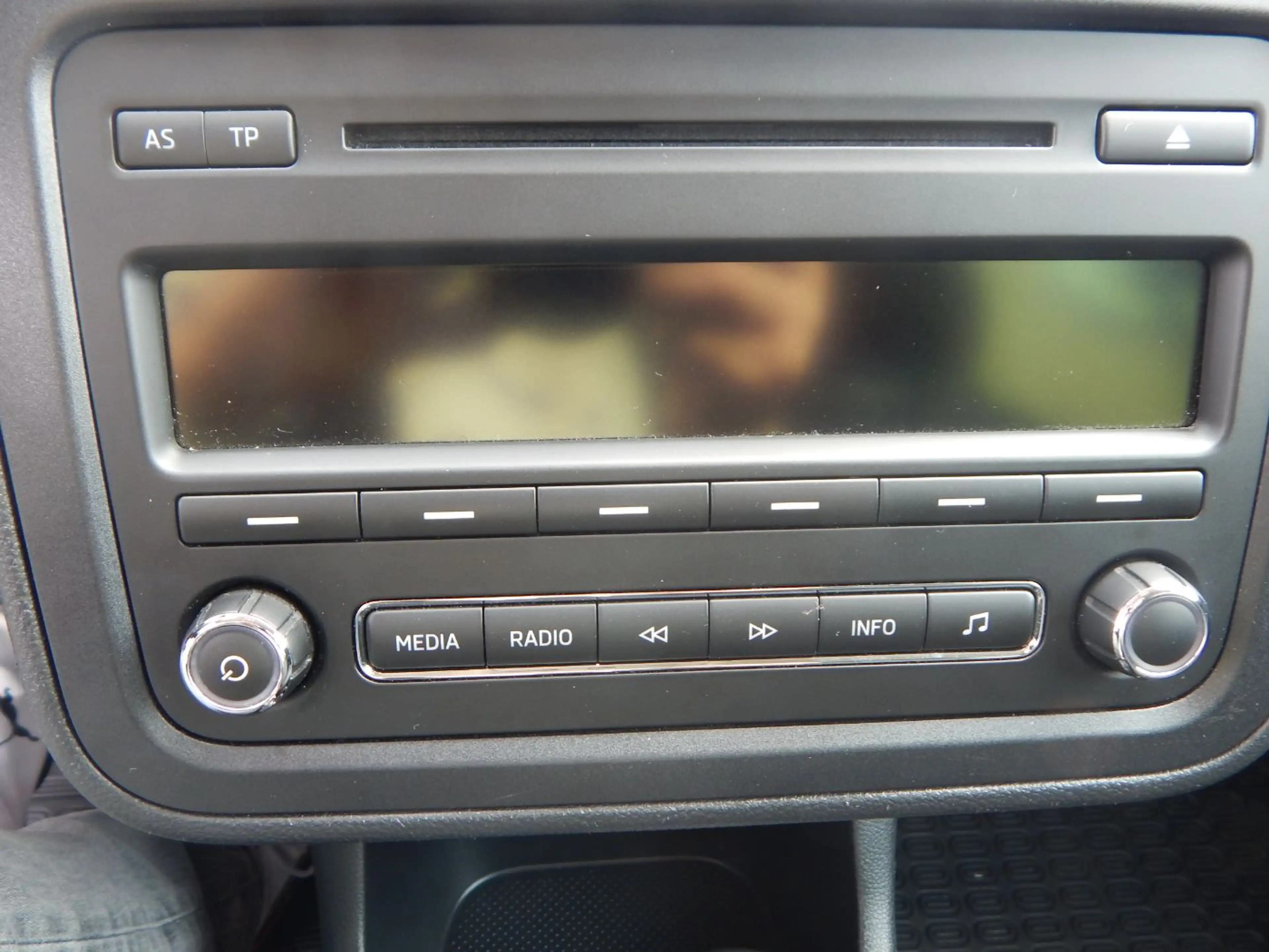 Skoda Roomster 1.2 TSI Ambition Plus Edition SHZ+PDC — photo 14