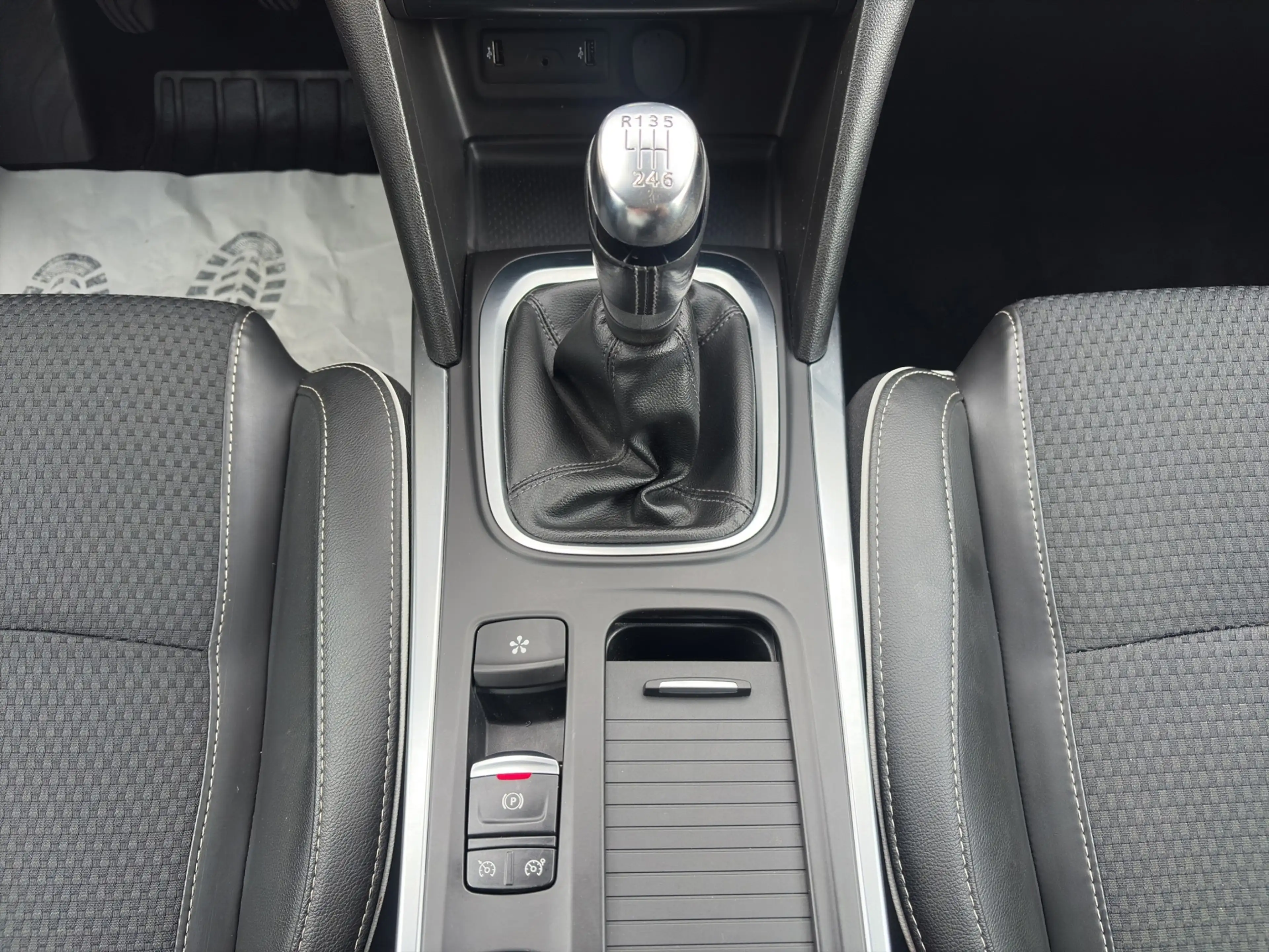 Renault Megane 1.2 TCe Bose|Dode-Hoek|Head-Up|Massage|Camera — photo 22
