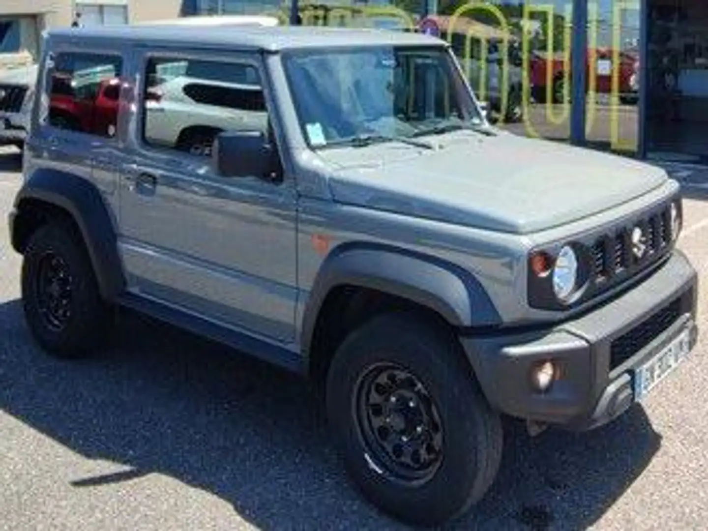 Suzuki Jimny Jimny 1.5 VVT Privilège Gris - 1