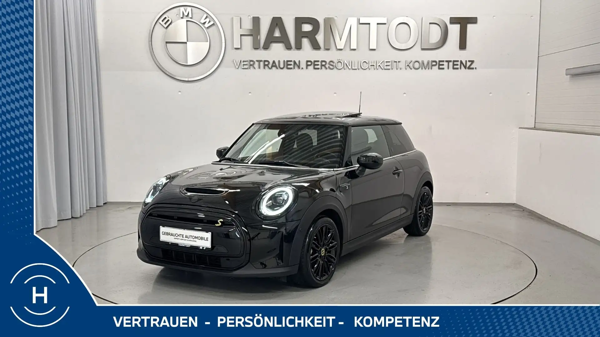 MINI Cooper SE *Yours Trim* Schwarz - 1