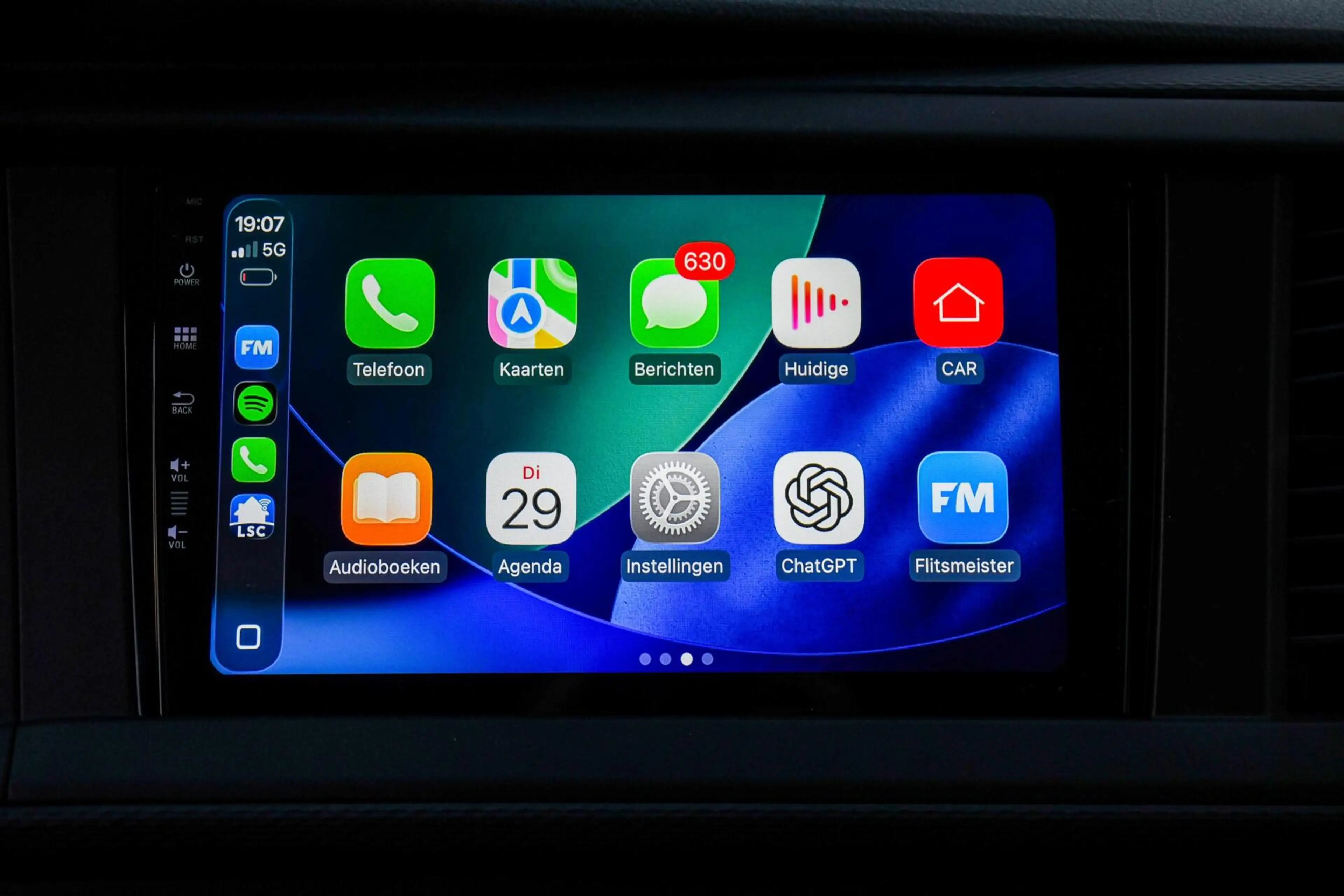 Volkswagen T6.1 Transporter 2.0 TDI L2H1 Carplay Cruise PDC 2021 — photo 7