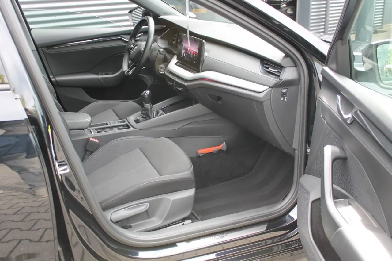 Skoda Octavia 1.0 TSi Combi Sport Business Uitv. Sportstoelen -, миниатюра 3