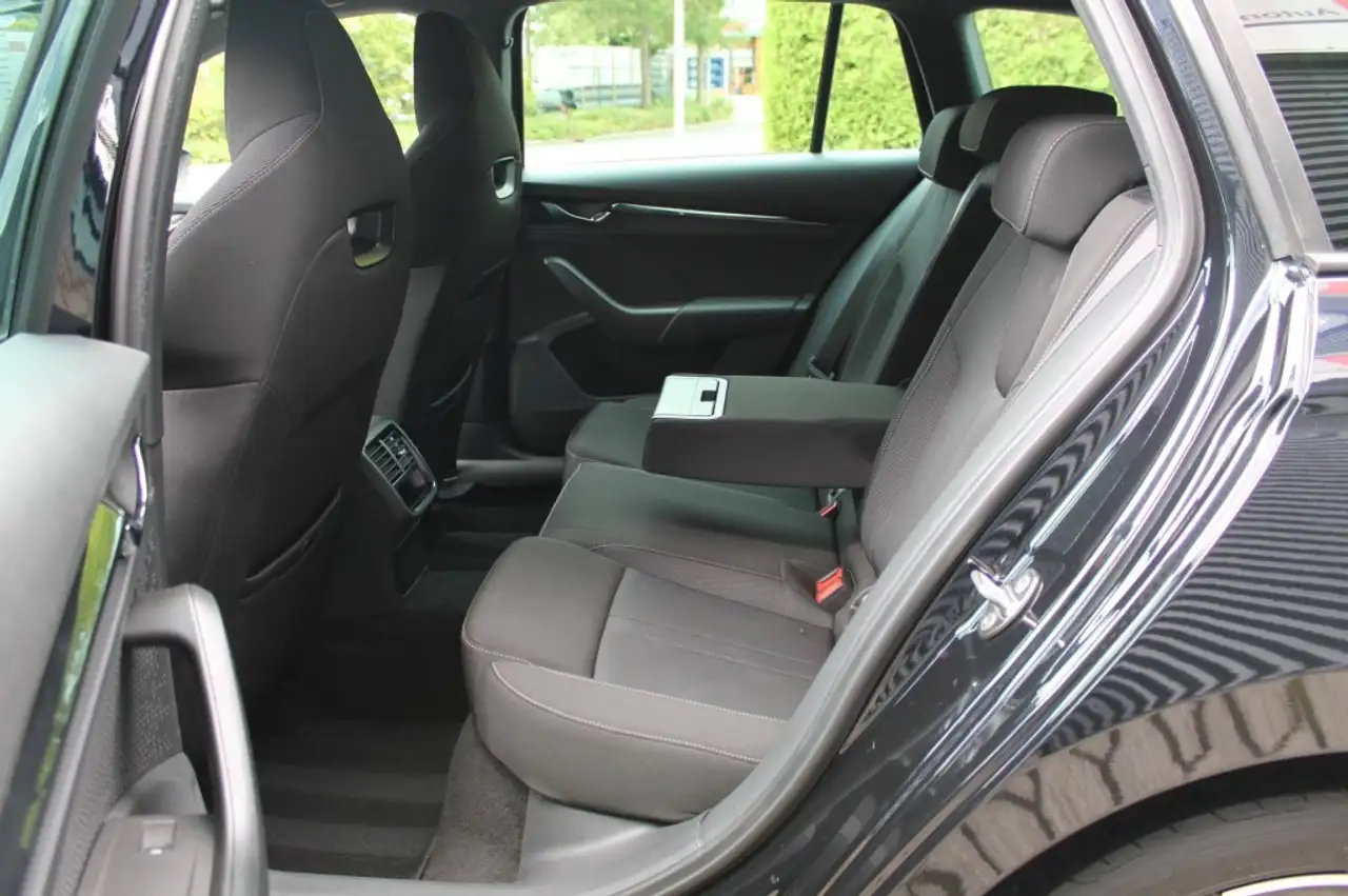 Skoda Octavia 1.0 TSi Combi Sport Business Uitv. Sportstoelen -, миниатюра 11
