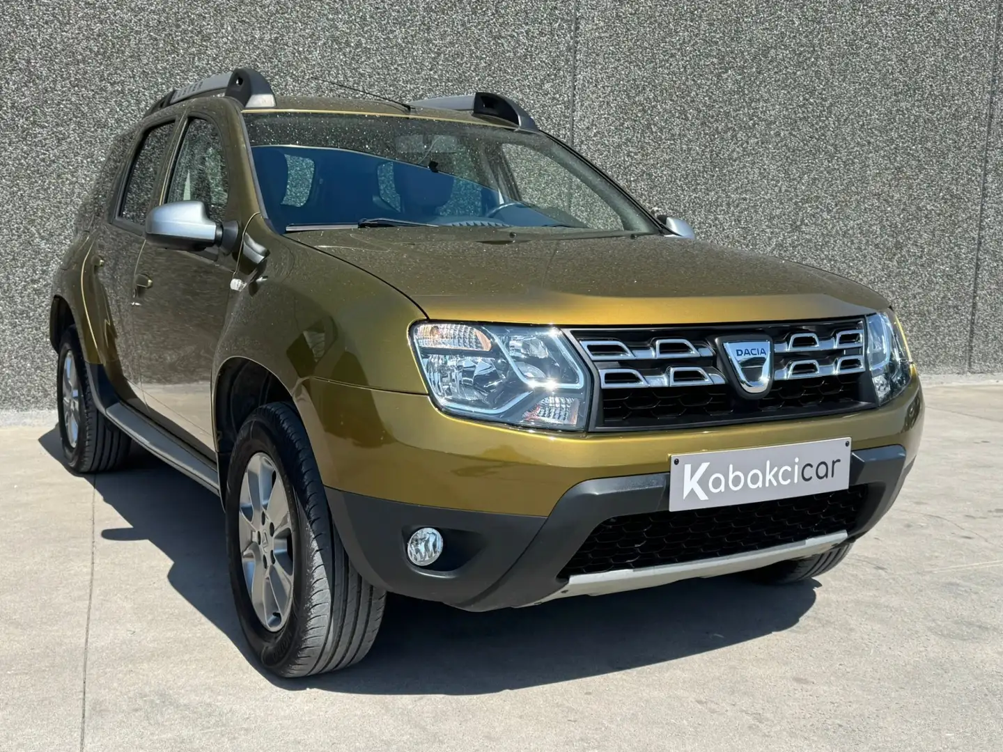 Dacia Duster 1.5 dCi 4x2 PrestigeGPS//CLIM/CRUISE//GARANTIE 12M Groen - 1