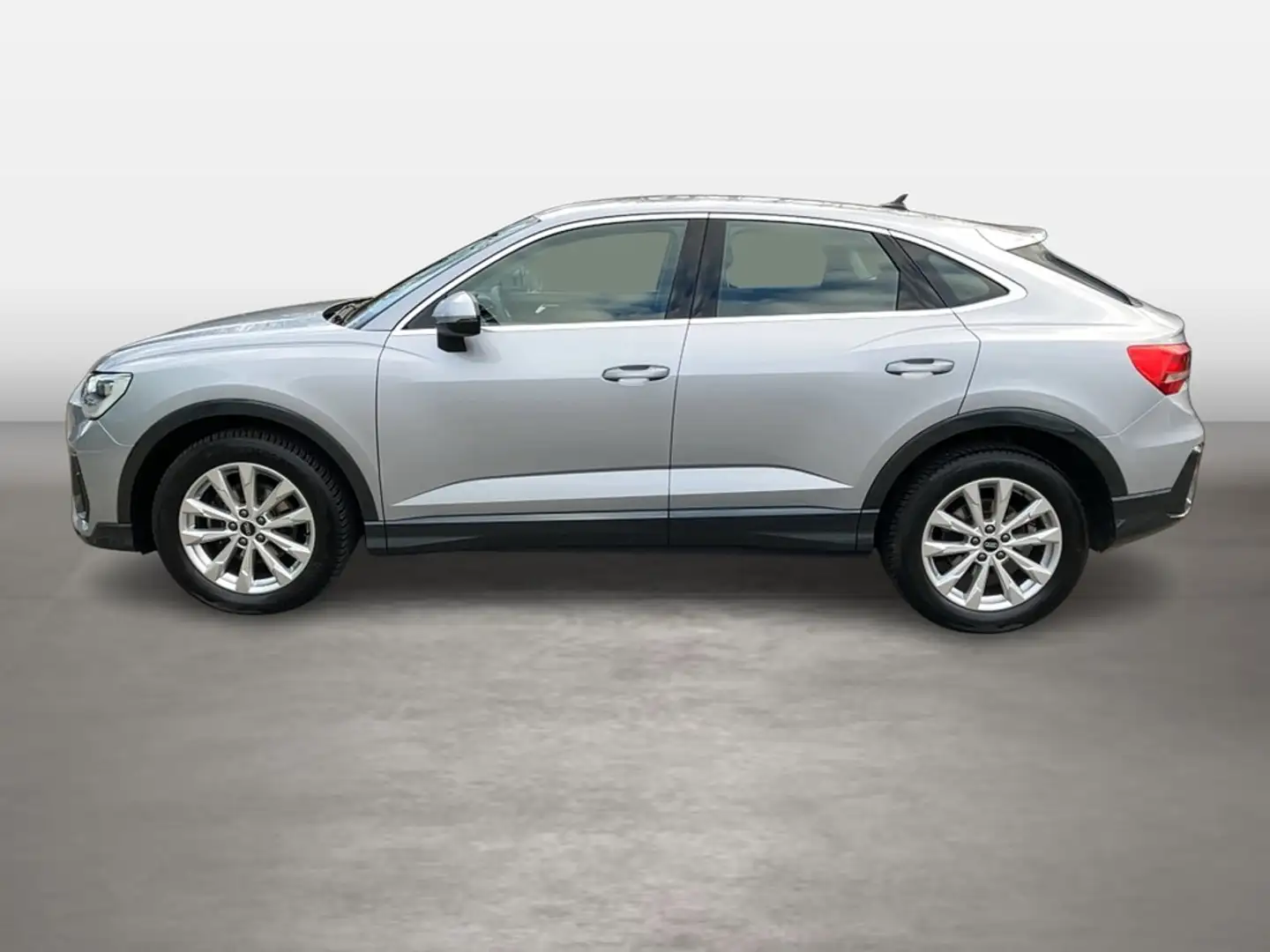 Audi Q3 Sportback 35TDI S-Tr. Navi LED VirtualCockpit Silber - 2