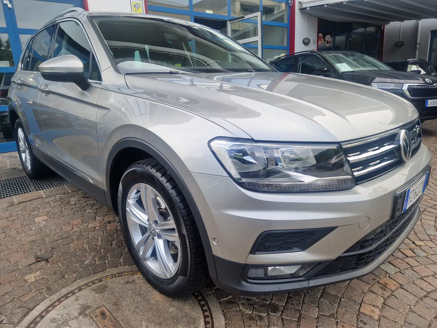 Volkswagen Tiguan 2.0 TDI 150Cv DSG 4Motion ACC Navi 18"PDC Comfort. Argento - 2