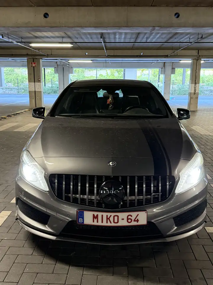 Mercedes-Benz A 180