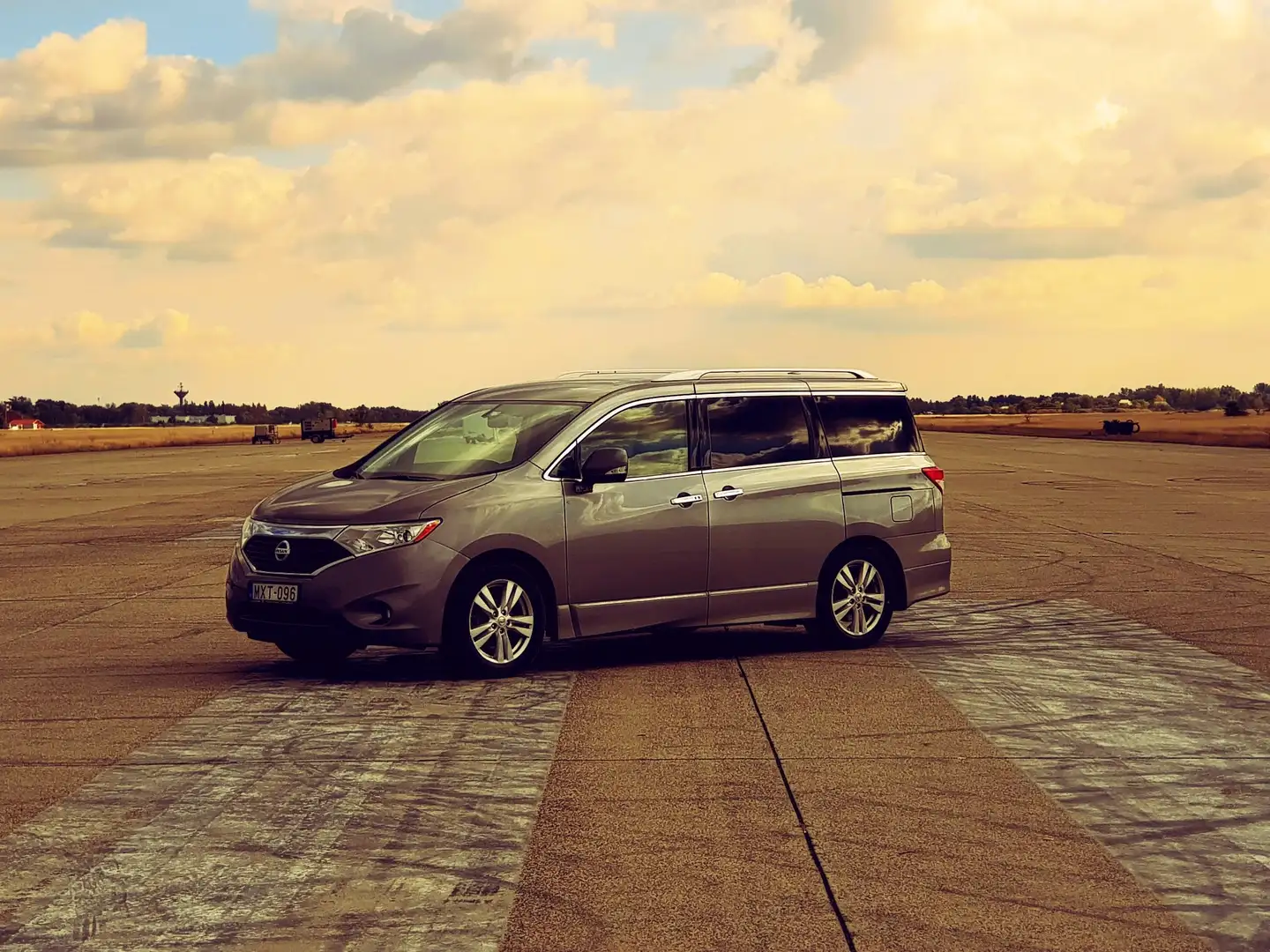 Nissan Quest SL 3.5V6. 266HP.  VQ35DE Ezüst - 1