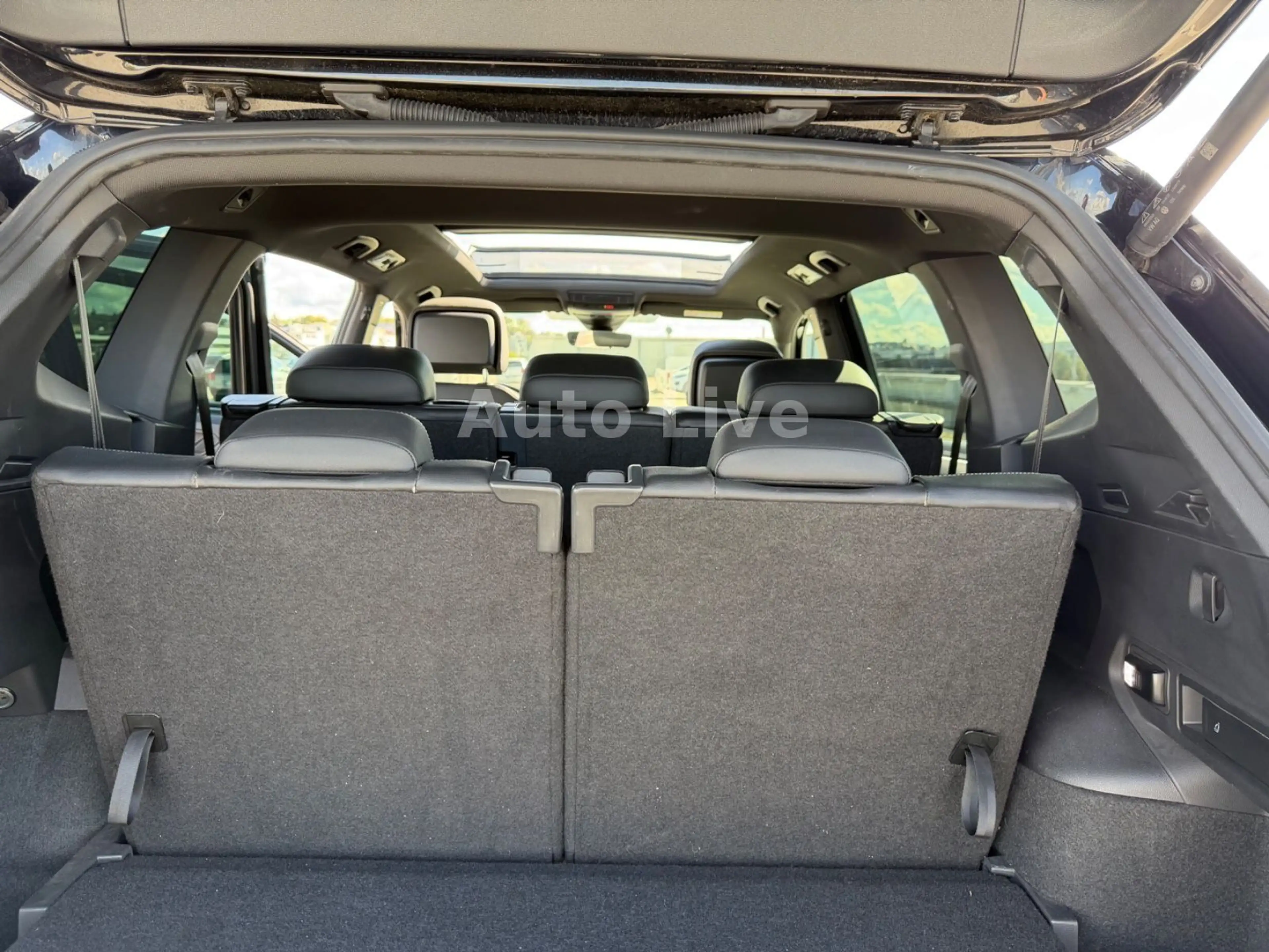 Volkswagen Tiguan Allspace 2.0 TDI DSG*4M*7-STZ*R LINE*PANO — photo 12