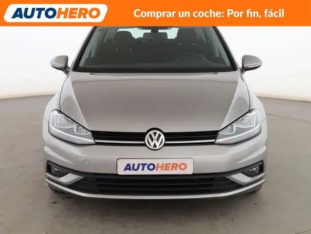 Volkswagen Golf view 9