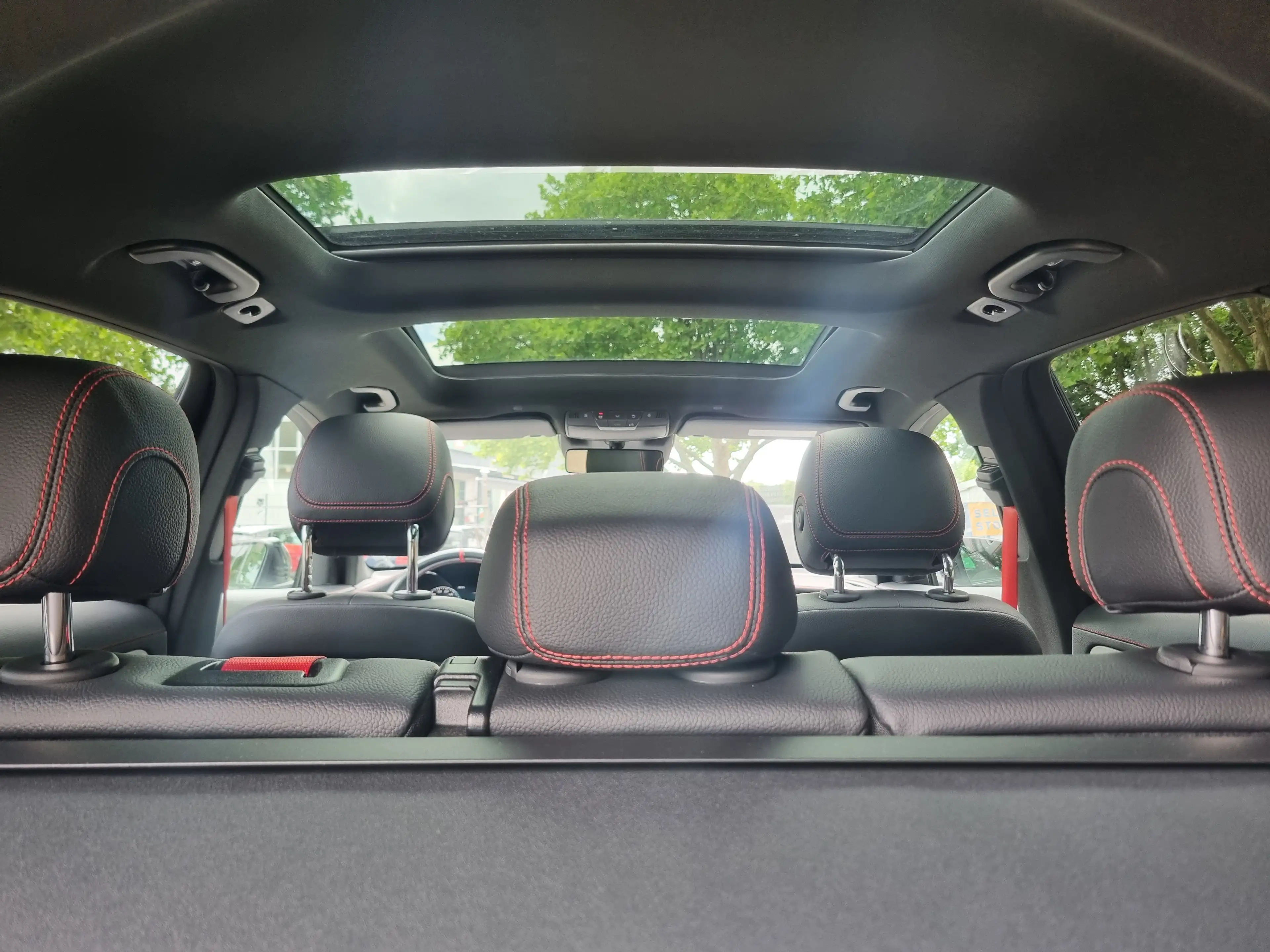 Mercedes-Benz GLC 43 AMG GLC 43 AMG 4Matic*Pano*AHK*Standheizung* — photo 11