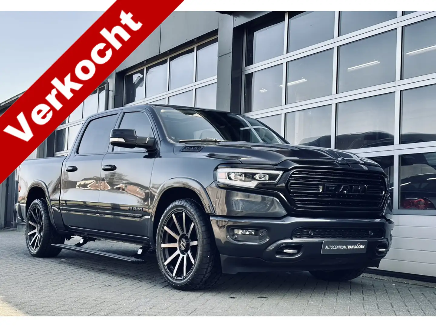 Dodge RAM 5.7i V8 Crew Cab | Limited | Black Line | Full Opt - 1