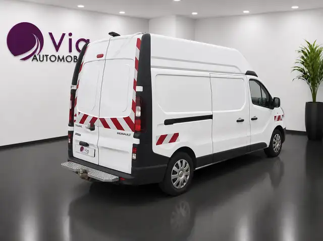 Renault Trafic view 8