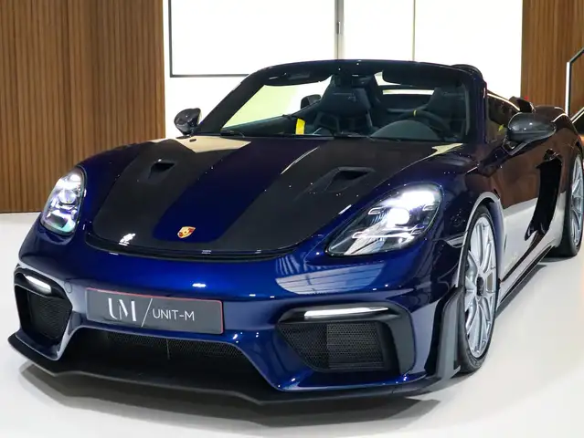 Porsche 718 Spyder RS/ CXX OPTIONS/ WEISSACH/ MAGNESIUM WHEELS/ PCCB