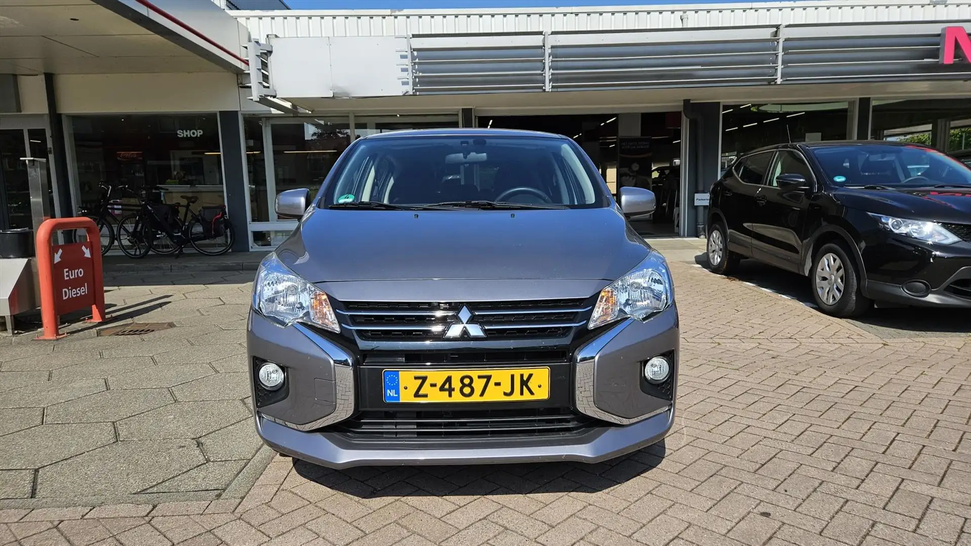 Mitsubishi Space Star 1.2 MIVEC ClearTec AS&amp;G 71pk CVT Dynamic Gris - 2