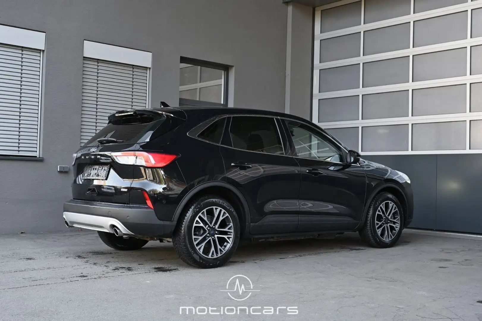 Ford Kuga 5 Duratec Plug-in-Hybrid PHEv Pickerl NEU Schwarz - 2