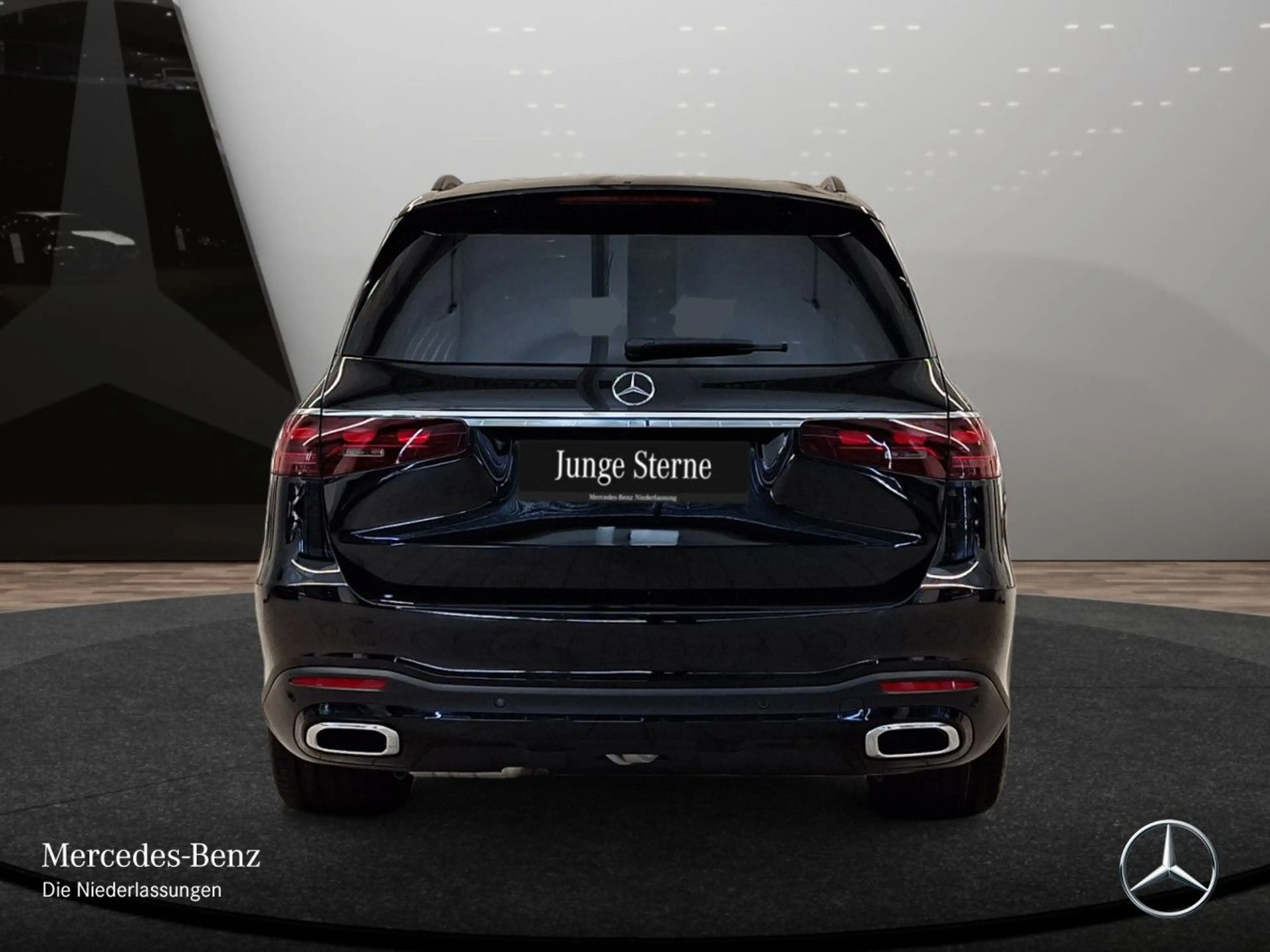 Mercedes-Benz GLS 450 d 4M AMG+NIGHT+PANO+360+AHK+MULTIBEAM+HUD — photo 9