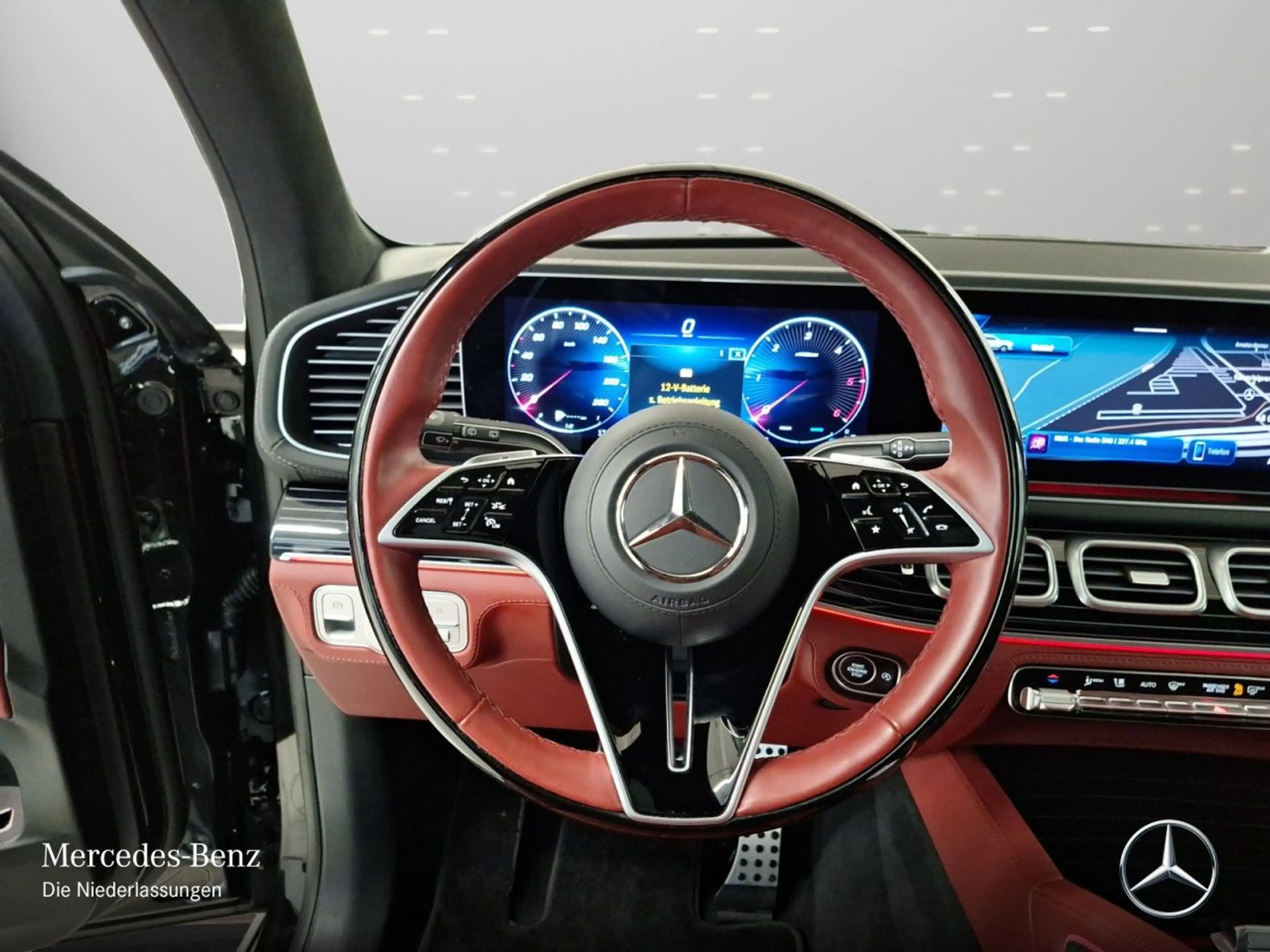 Mercedes-Benz GLS 450 d 4M AMG+NIGHT+PANO+360+AHK+MULTIBEAM+HUD — photo 14