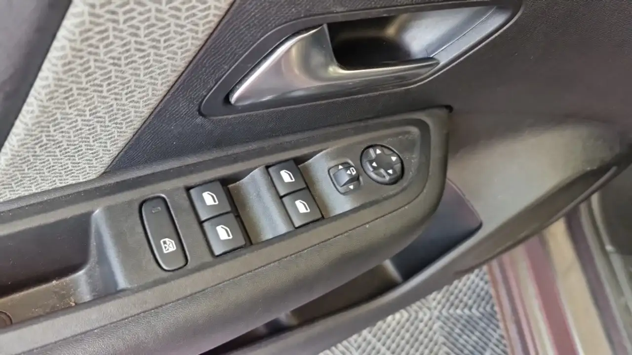 Citroen C4 Berline — photo 15
