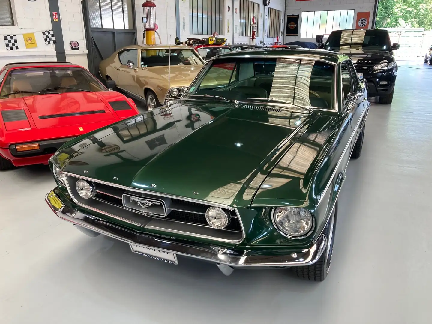 Ford Mustang V8 289ci Etat neuf Full options de 1967 en France Grün - 2