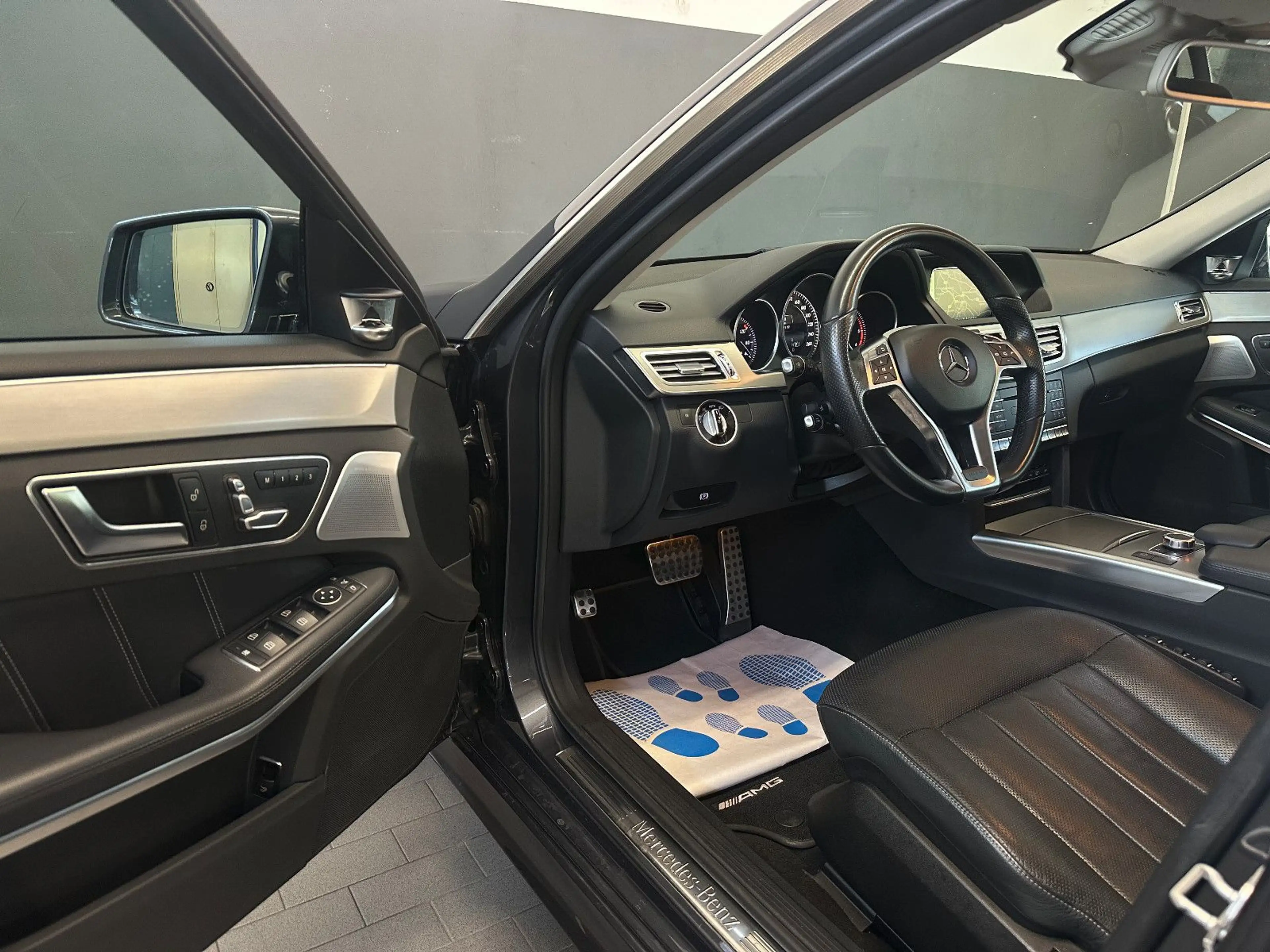 Mercedes-Benz E 350 AMG Paket 4Matic/LED/ B&O/AHK/2.Hand — photo 8