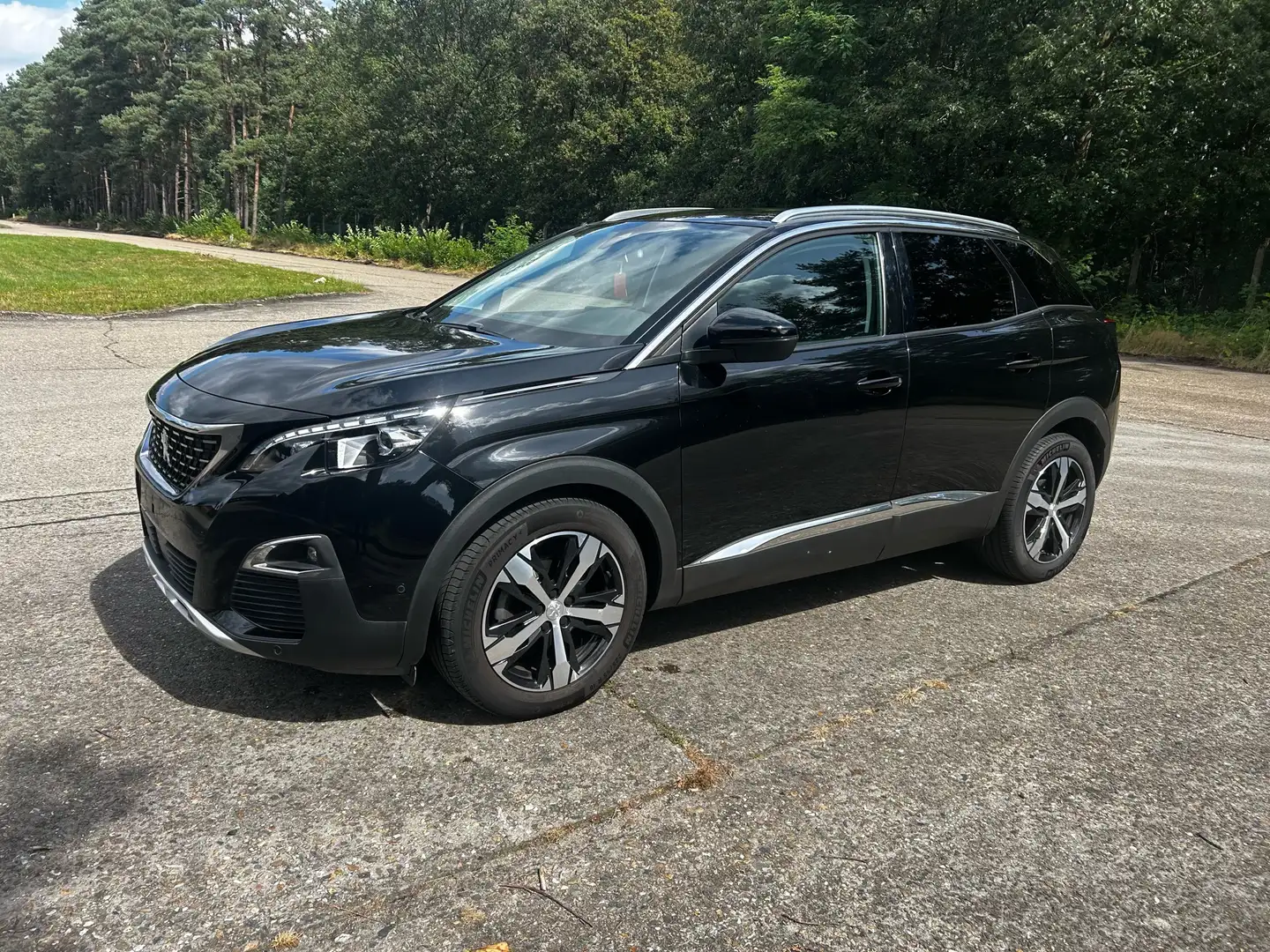 Peugeot 3008 PureTech 130 Stop & Start EAT6 Allure Negro - 2