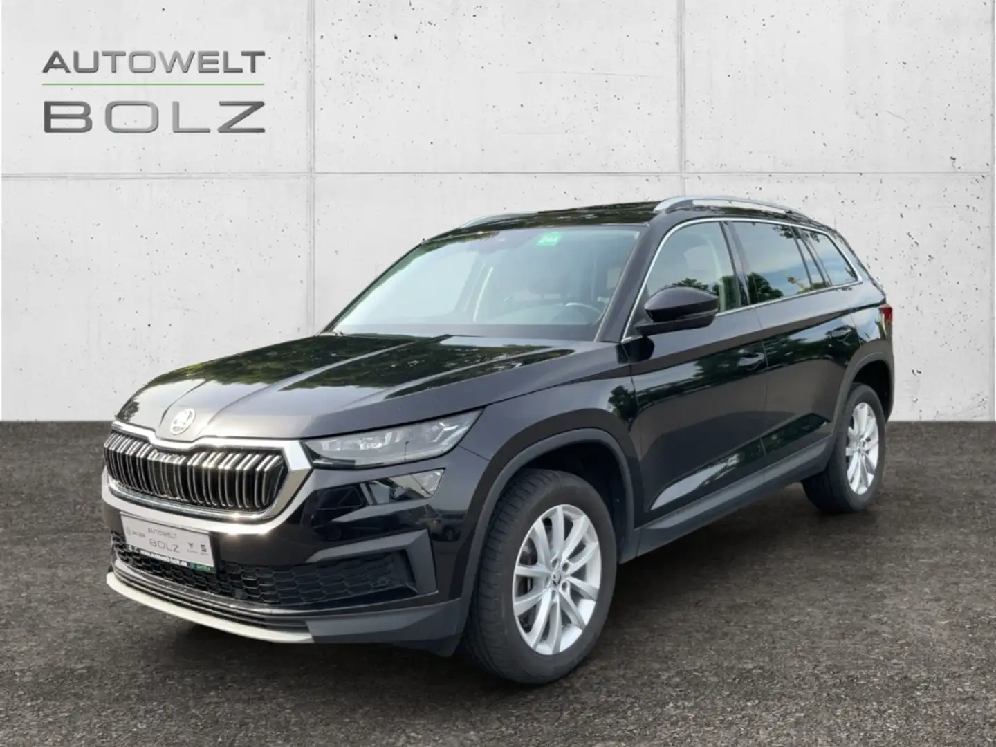Skoda Kodiaq Style 4x4 2.0 TDI StandHZG AHK Panodach Navi Digit Noir - 1