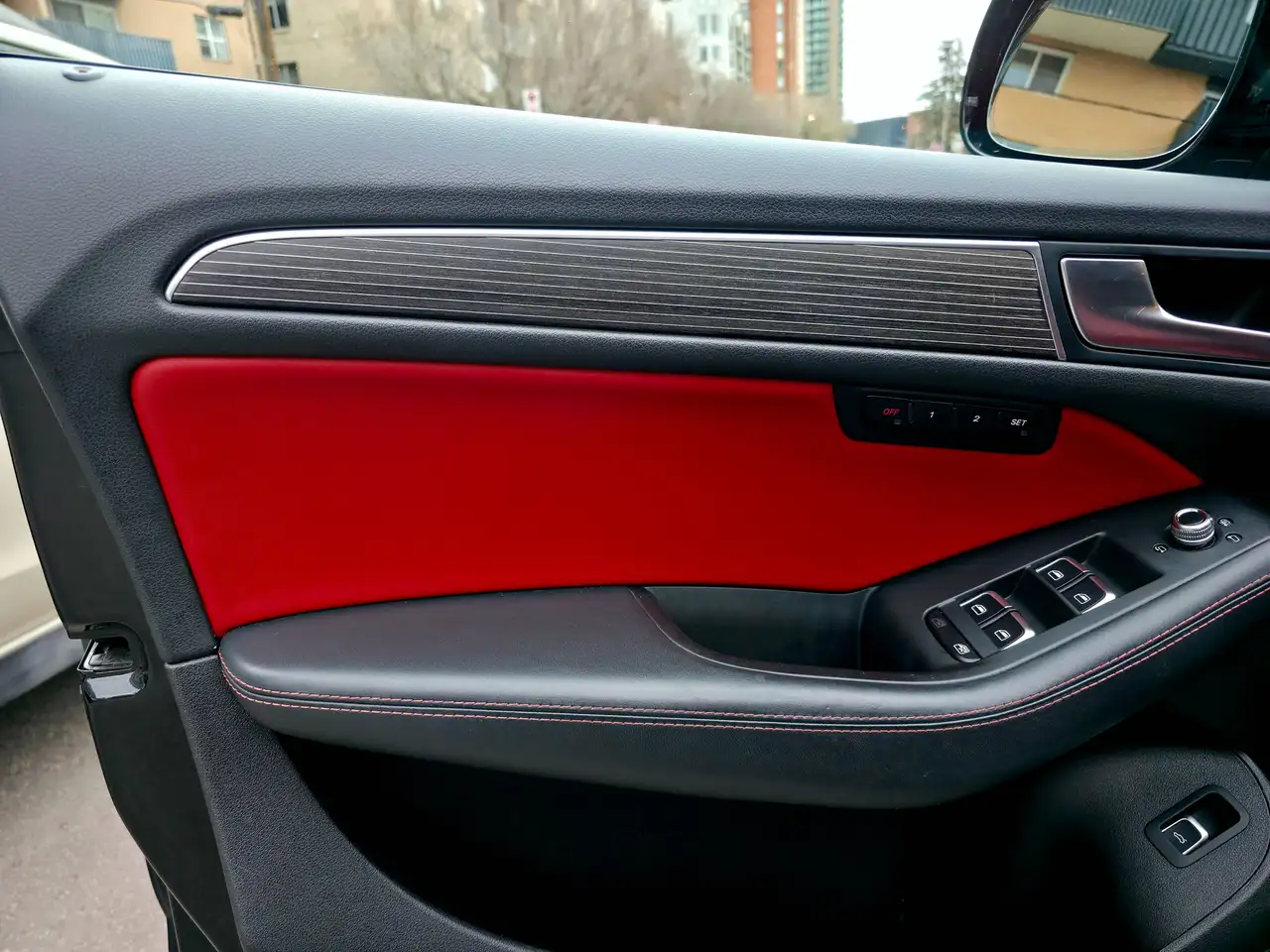 Audi SQ5 снимка Audi SQ5