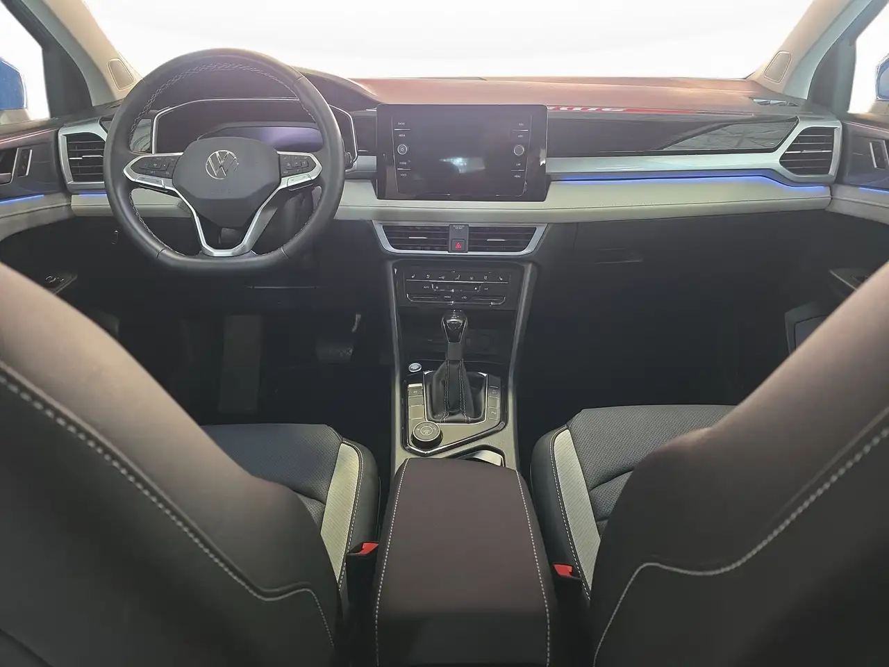 Volkswagen Taos снимка Volkswagen Taos