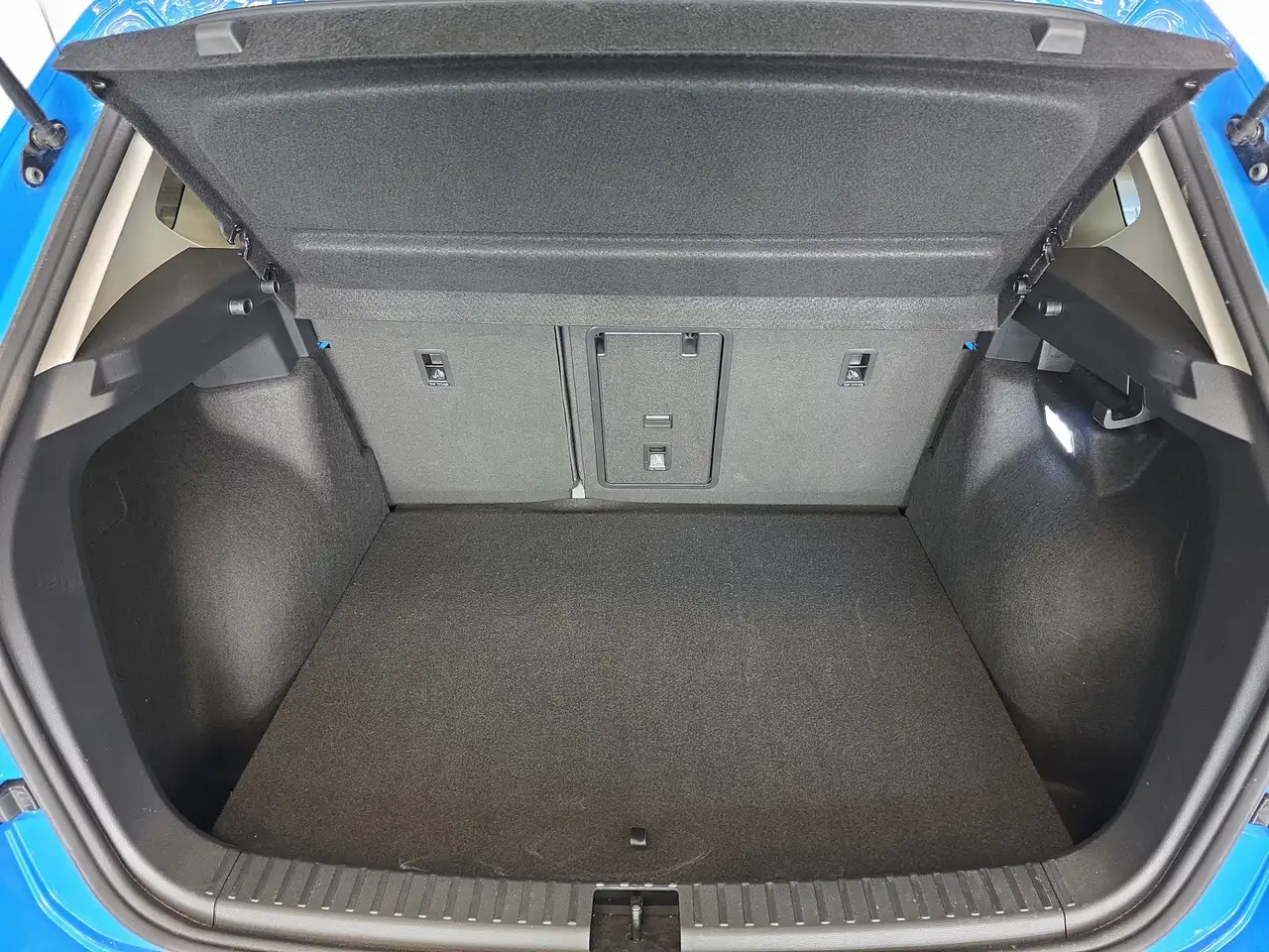 Volkswagen Taos снимка Volkswagen Taos