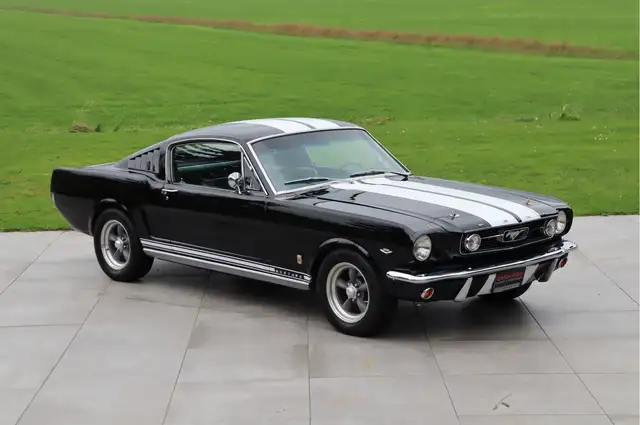 Ford Mustang Fastback