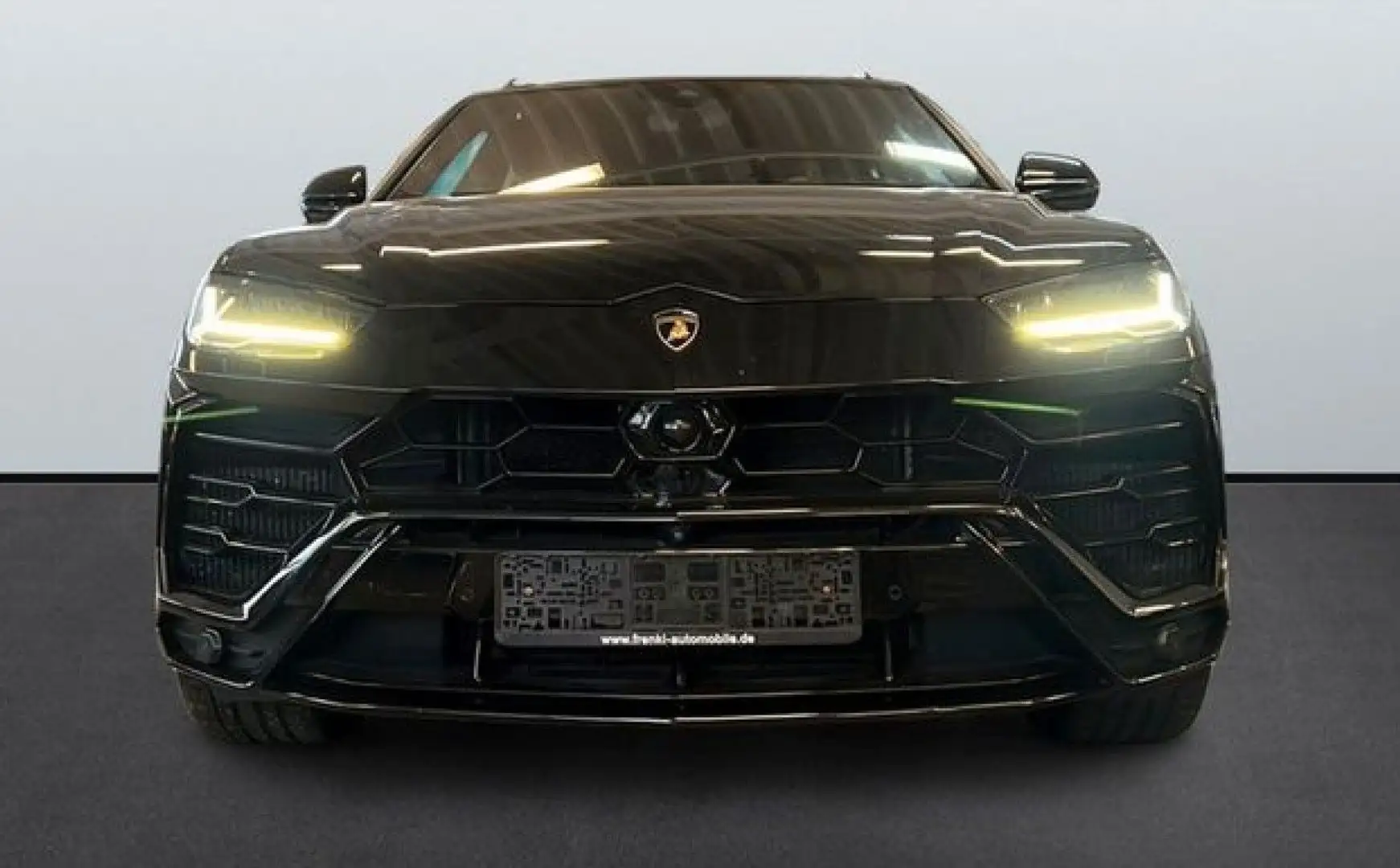 Lamborghini Urus 4.0 V8 Autom.*Panorama Schwarz - 2