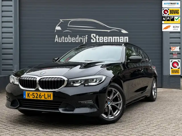BMW 318 3-serie Touring 318i Executive Edition | Trekhaak