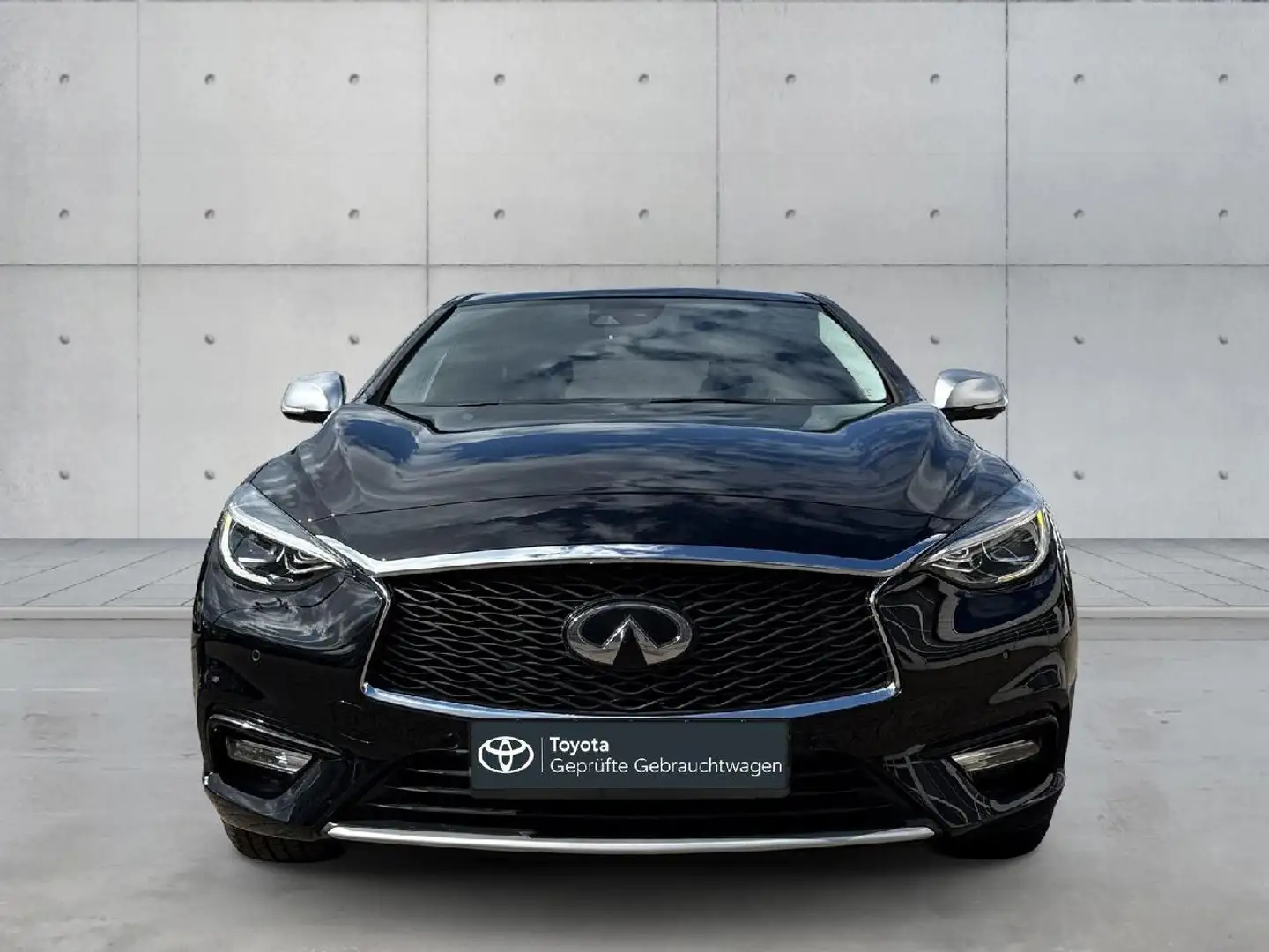 Infiniti Q30 2.2 d AWD Premium Tech - 2