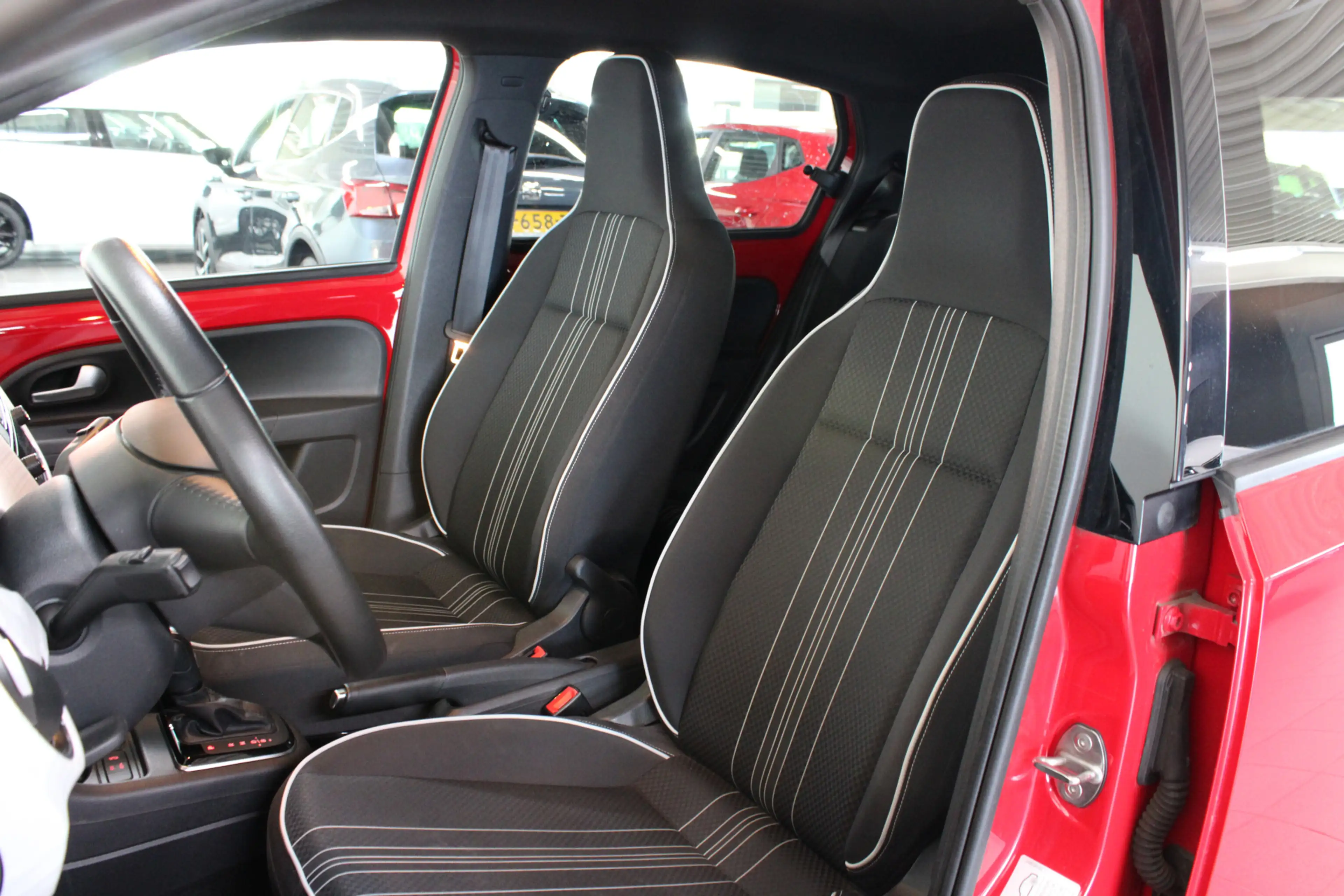 SEAT Mii Electric electric Plus — photo 6