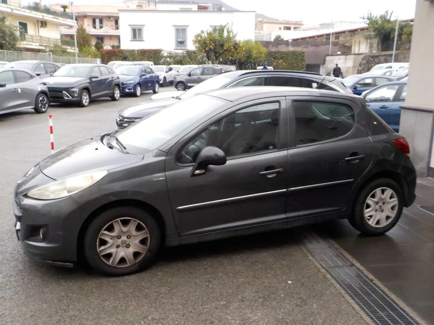 Peugeot 207 1.4 HDi 70CV 5p. Energie Grigio - 2