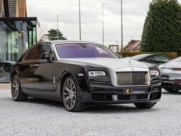 V12 / Lyrical Copper / Surround View / Head-Up