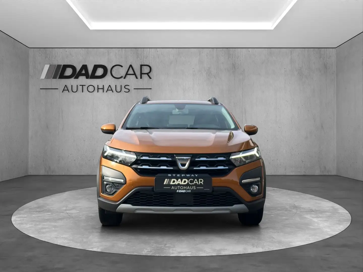 Dacia Sandero Stepway TCe100 LPG *LED*AHK*KEYLES*RFK* Orange - 2