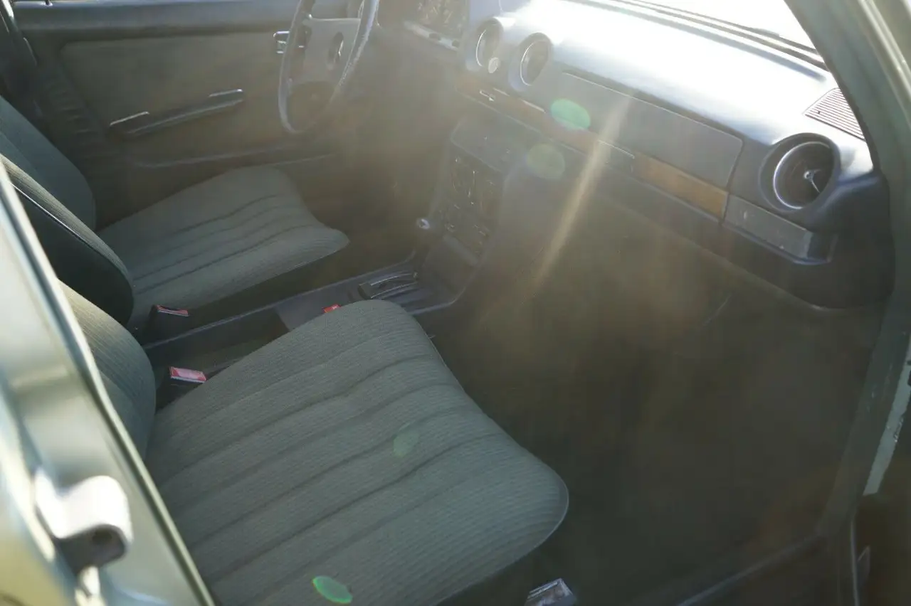 Mercedes-Benz 230 E H Kennzeichen möglich, foto 10