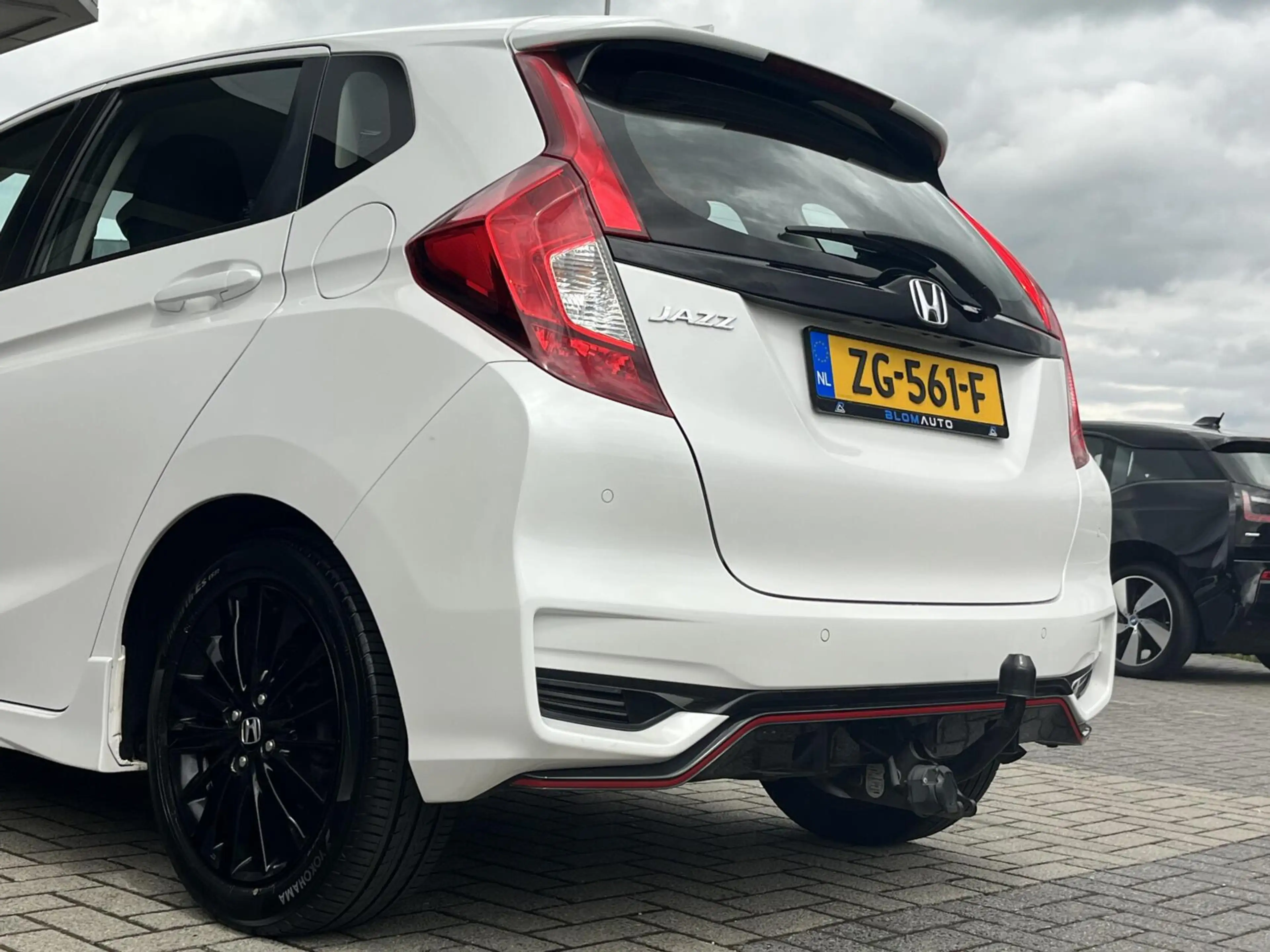 Honda Jazz 1.5 i-VTEC Dynamic 131PK TREKHAAK+1E EIG.+LED+PDC — photo 23