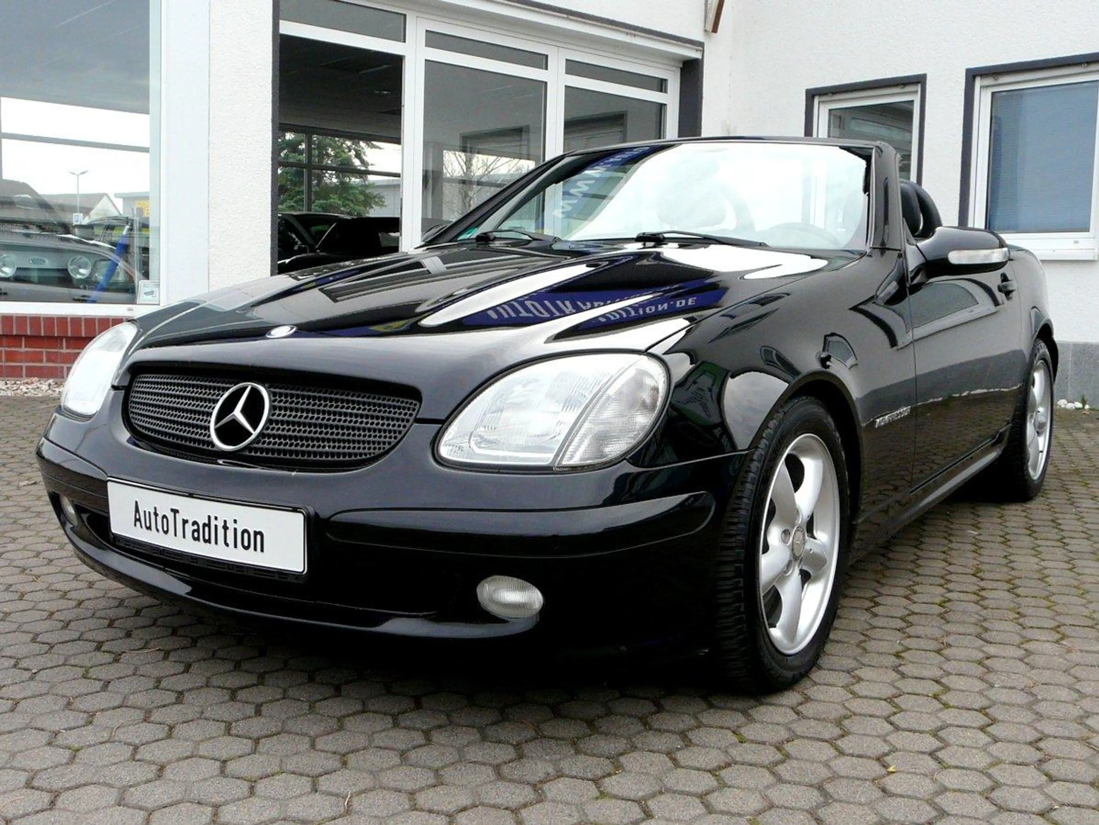 Mercedes-Benz SLK 200 Kompressor Mopf sehr gepflegt aus zweiter Hand — photo 2