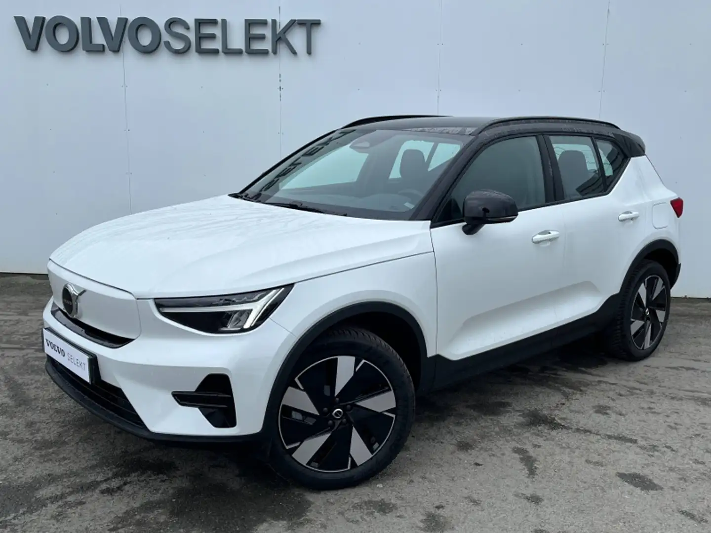 Volvo XC40 Recharge Extended Range 252ch Plus Blanc - 1