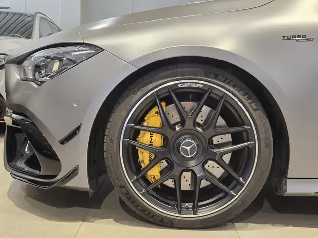 Mercedes-Benz Cla view 10