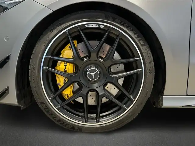 Mercedes-Benz Cla view 5