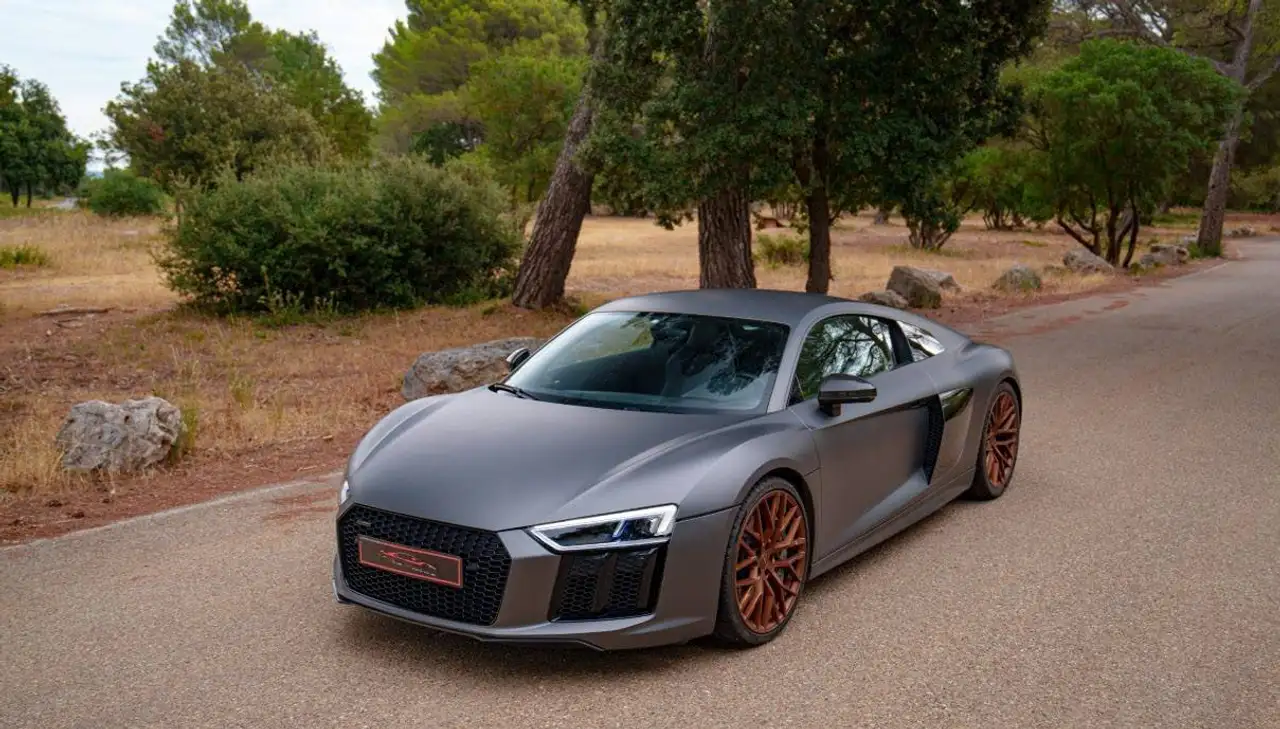 Audi R8