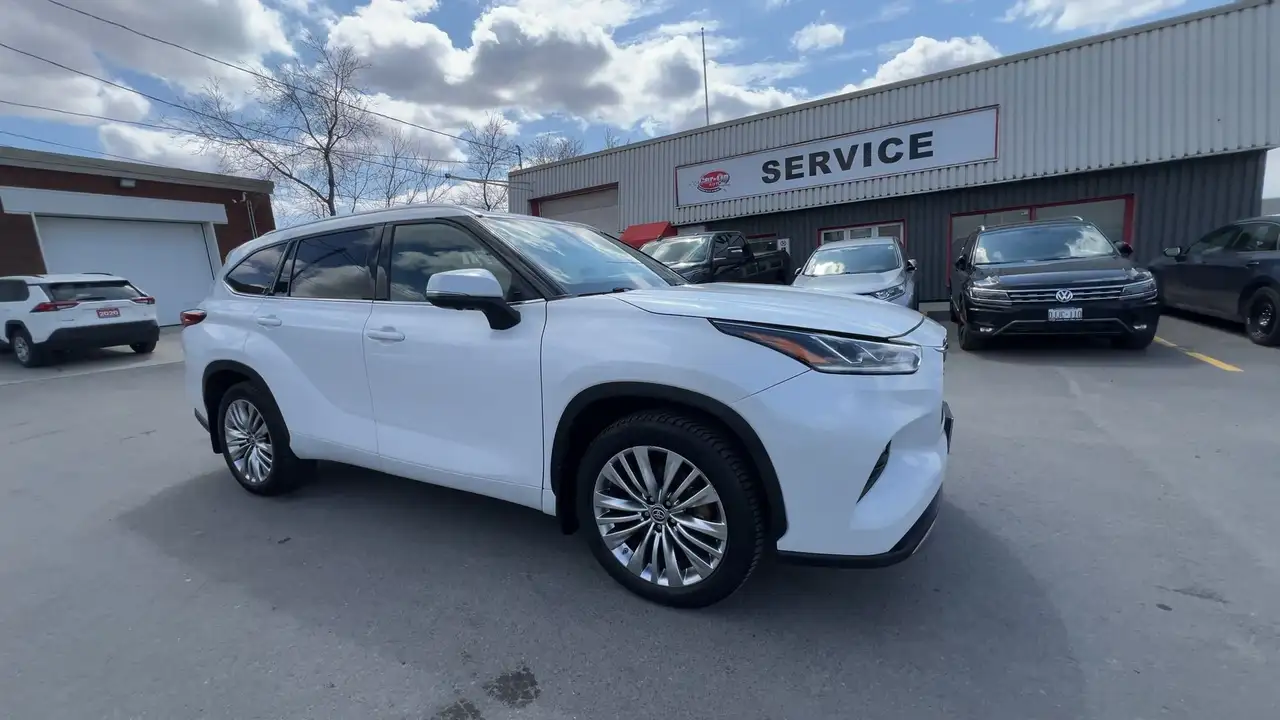 Toyota Highlander снимка Toyota Highlander