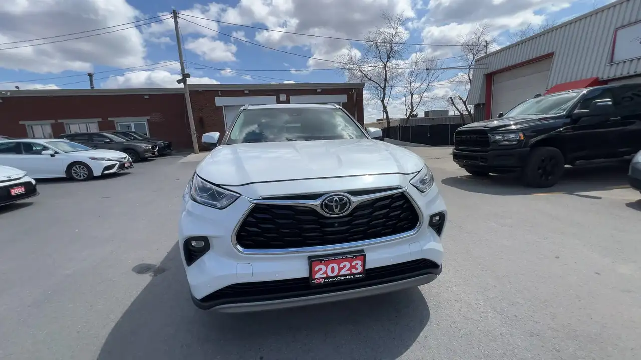 Toyota Highlander снимка Toyota Highlander